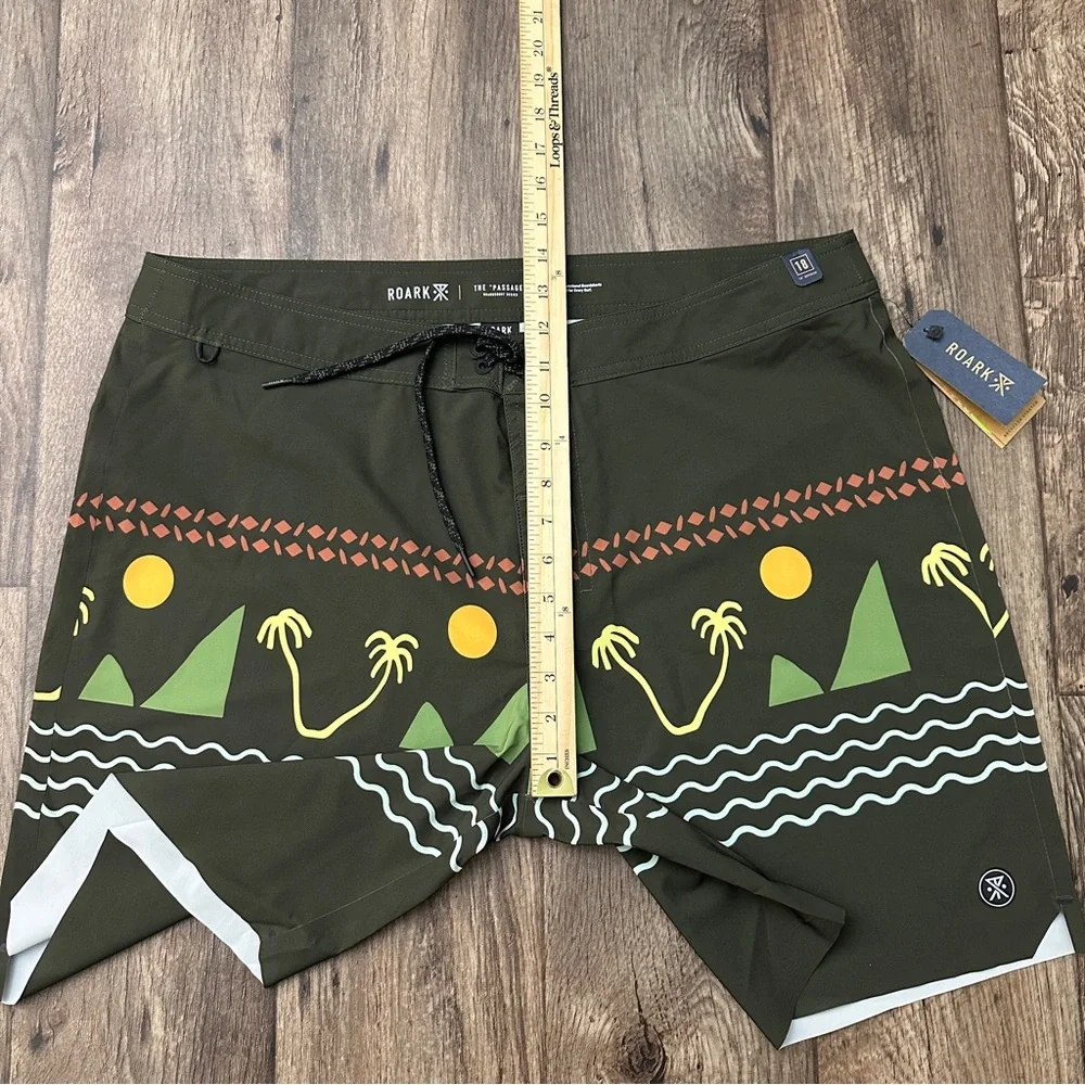 Roark Passage Primo 18” Island Time Boardshorts Surf Men’s Size 38 Dark Military